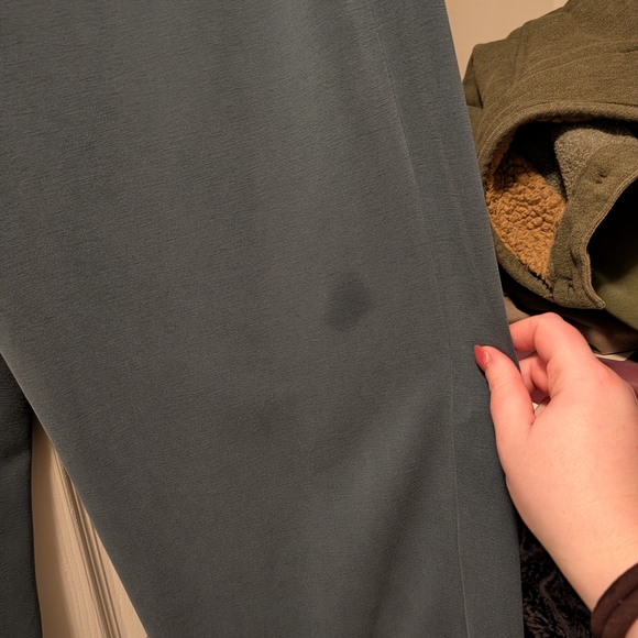 Seasoft Pants From Athleta!! - Picture 5 of 6